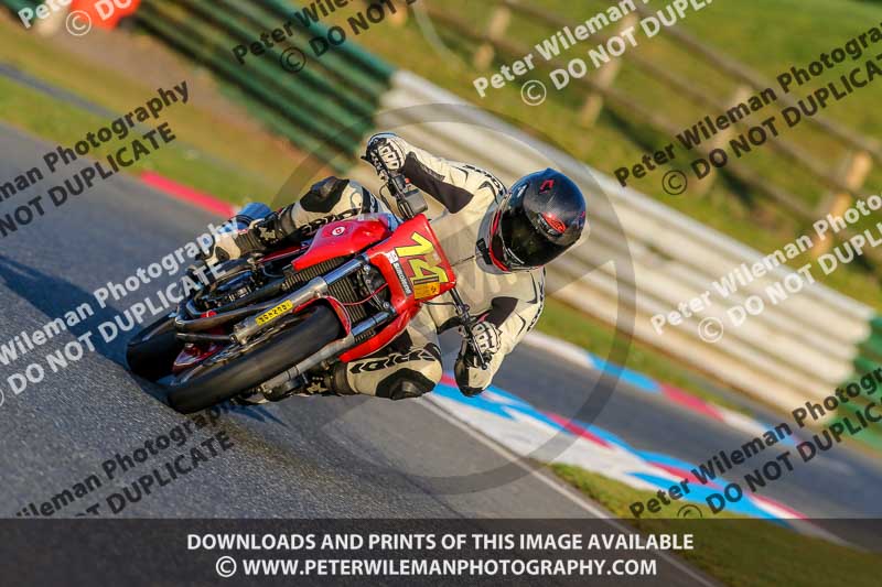 PJ Motorsport Photography 2018;enduro digital images;event digital images;eventdigitalimages;mallory park;mallory park photographs;mallory park trackday;mallory park trackday photographs;no limits trackdays;peter wileman photography;racing digital images;trackday digital images;trackday photos